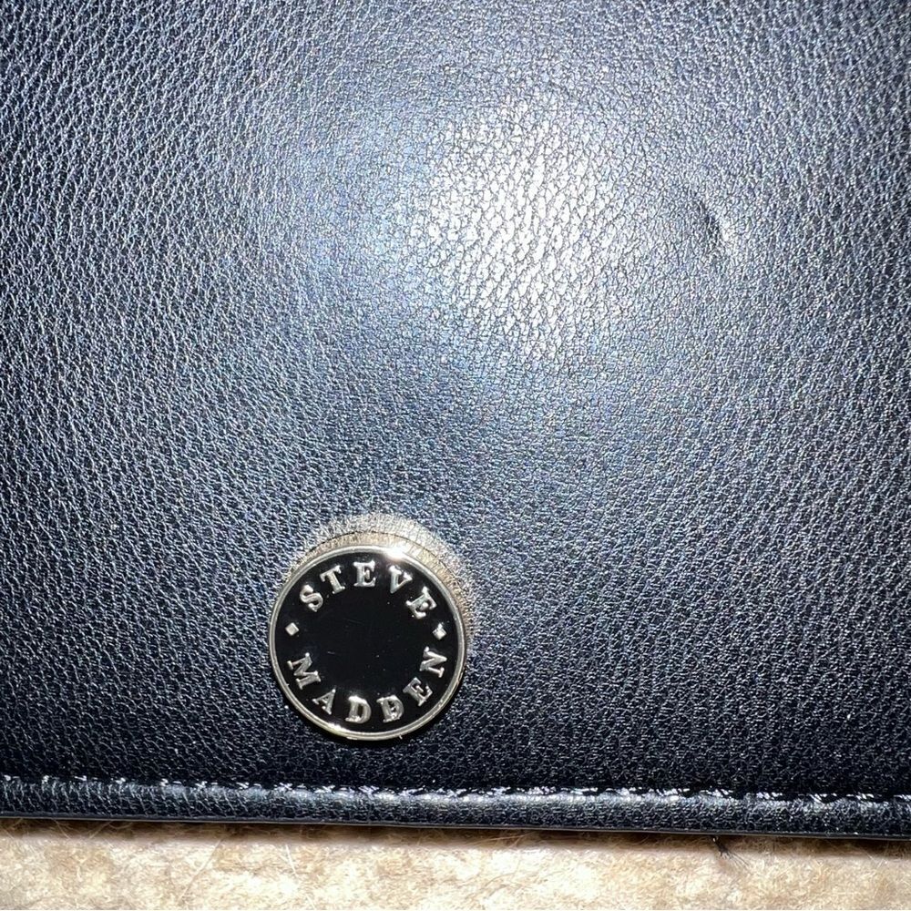 Steve Madden black wallet - Picture 4 of 5